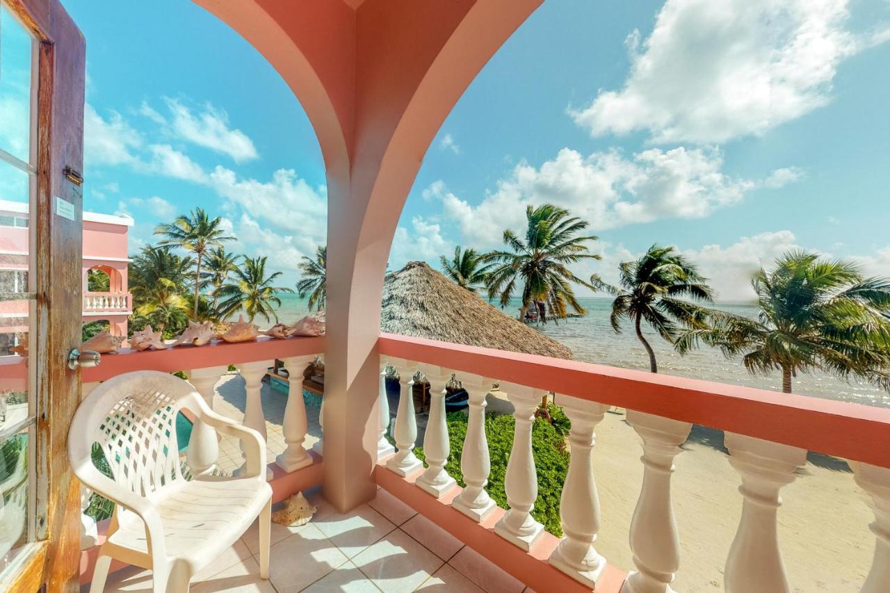 Апартаменти Palm @ Caribe Island Сан-Педро Екстер'єр фото